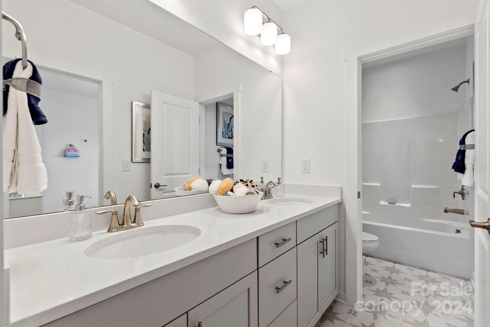 River Falls - Residential