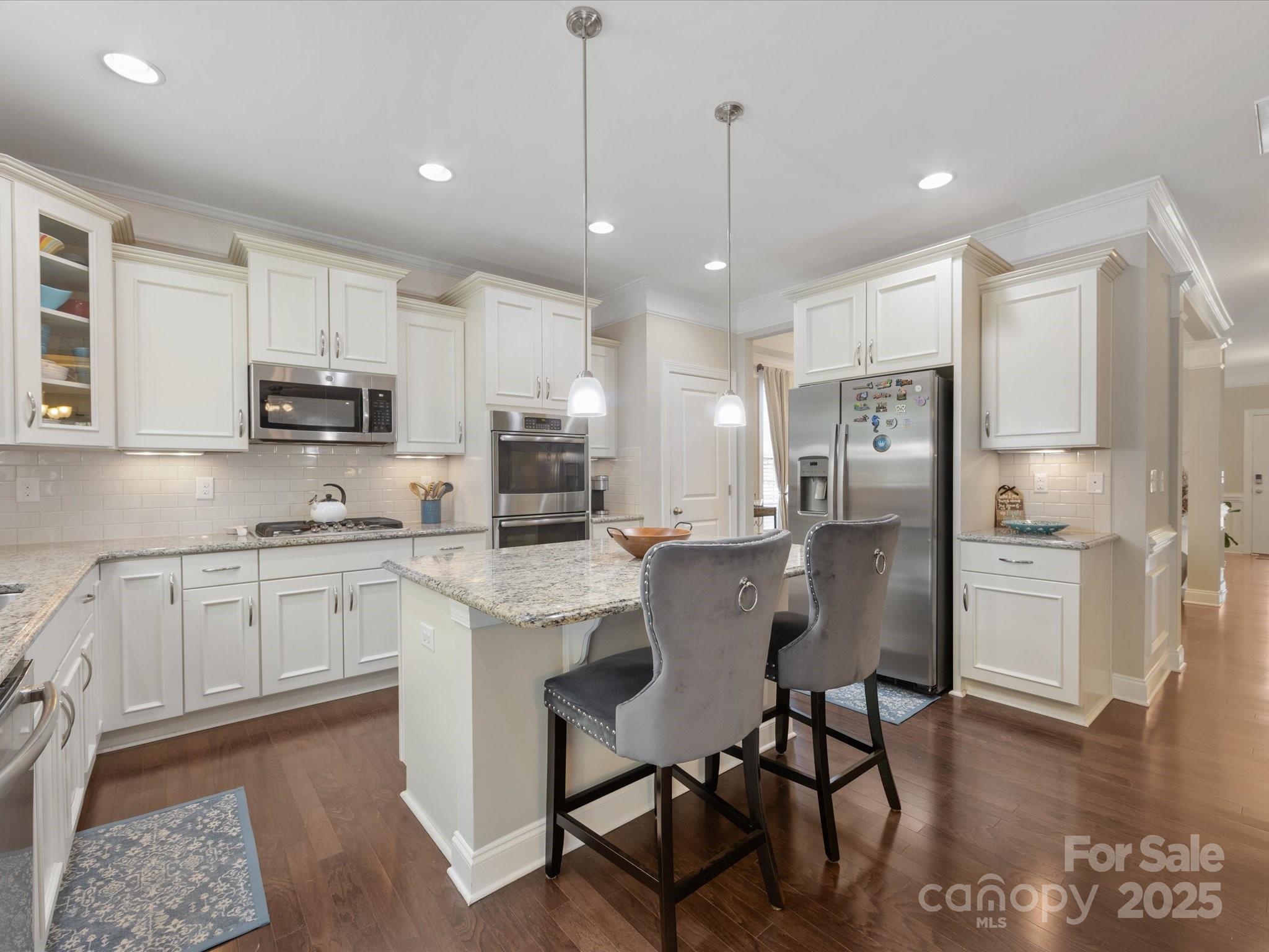 Lake Ridge - Residential