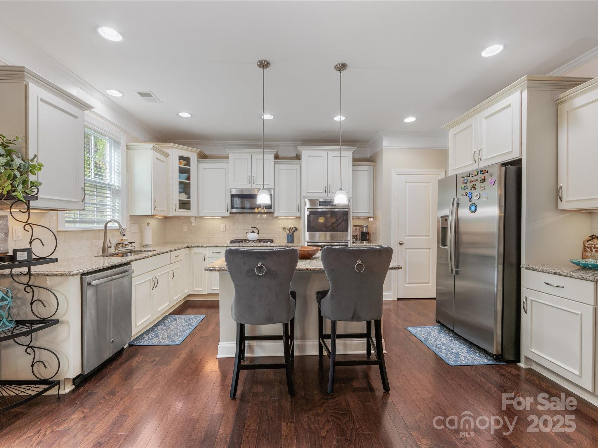 Lake Ridge - Residential