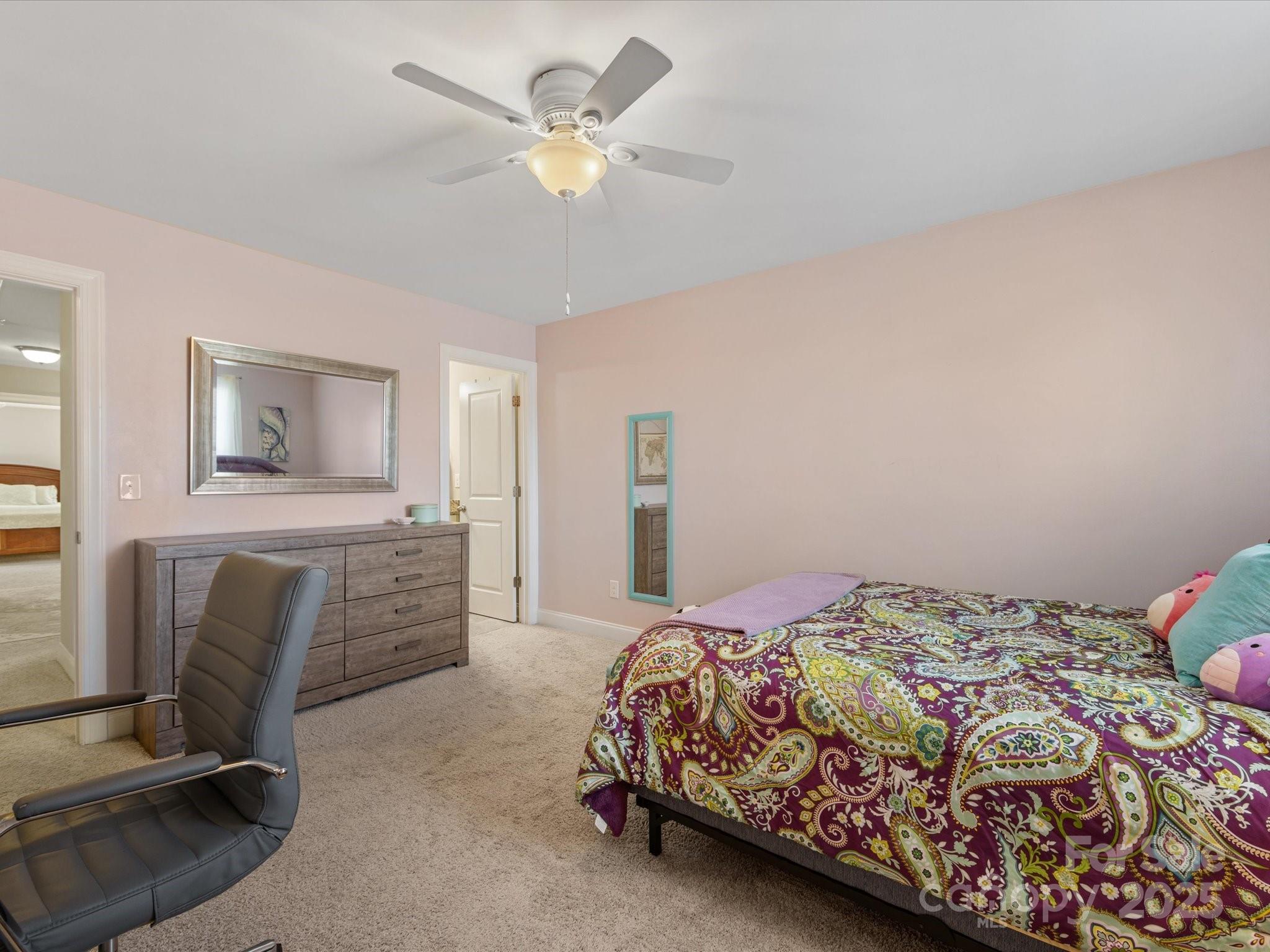 Lake Ridge - Residential