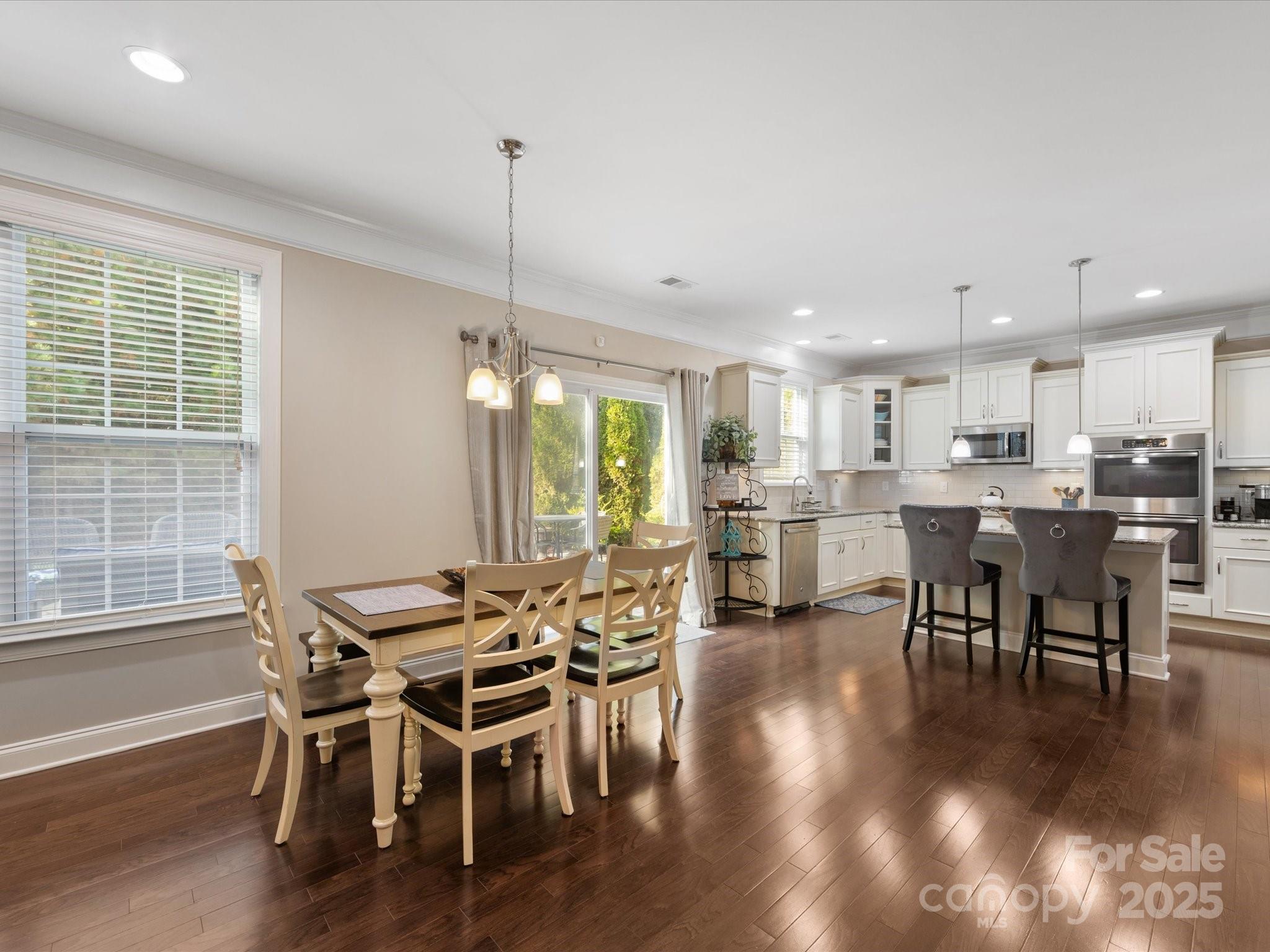 Lake Ridge - Residential