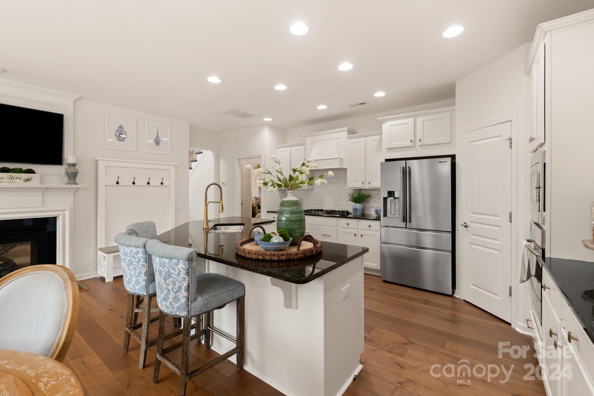 The Chimneys Of Marvin - Residential