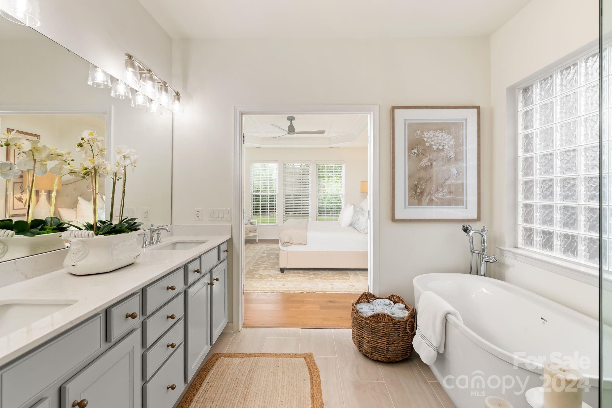 The Chimneys Of Marvin - Residential