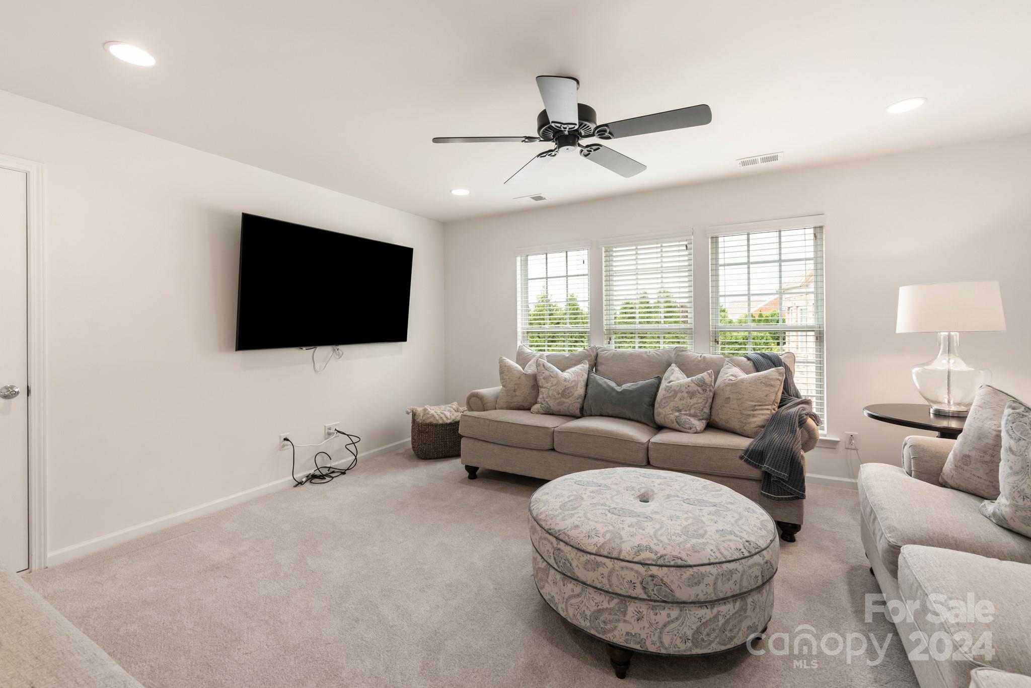 The Chimneys Of Marvin - Residential