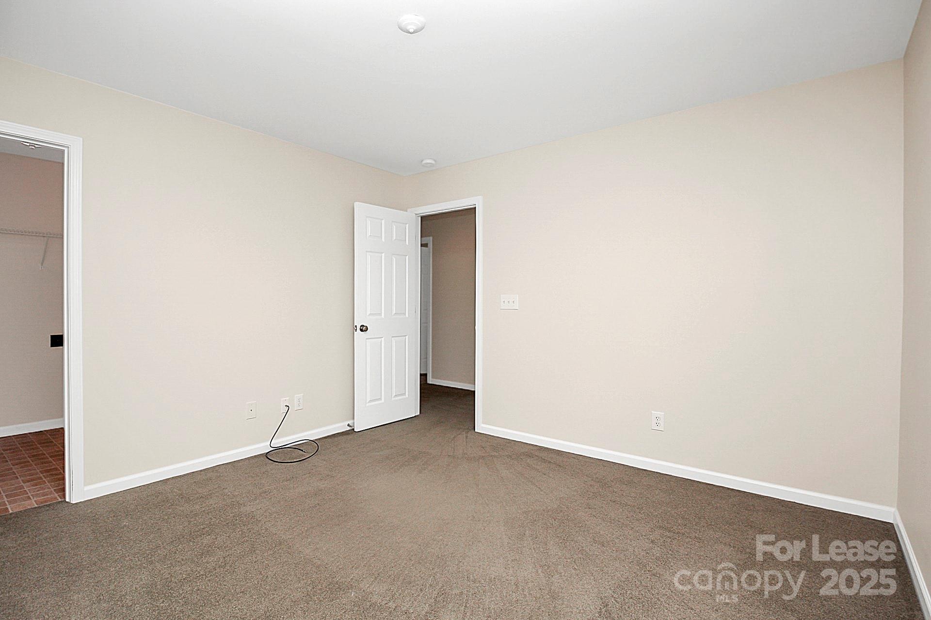 Highland Creek - Residential Lease