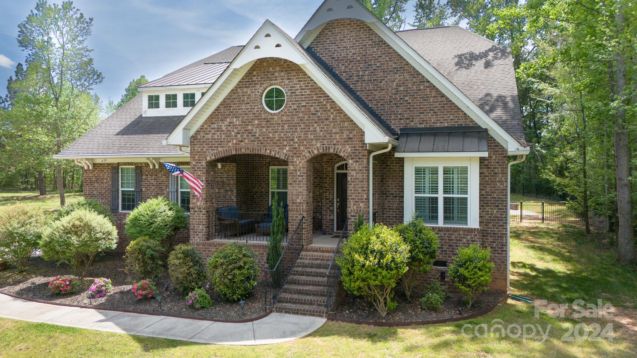 Holland Springs - Residential