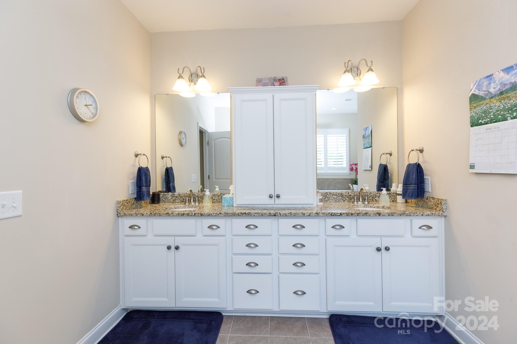 Holland Springs - Residential