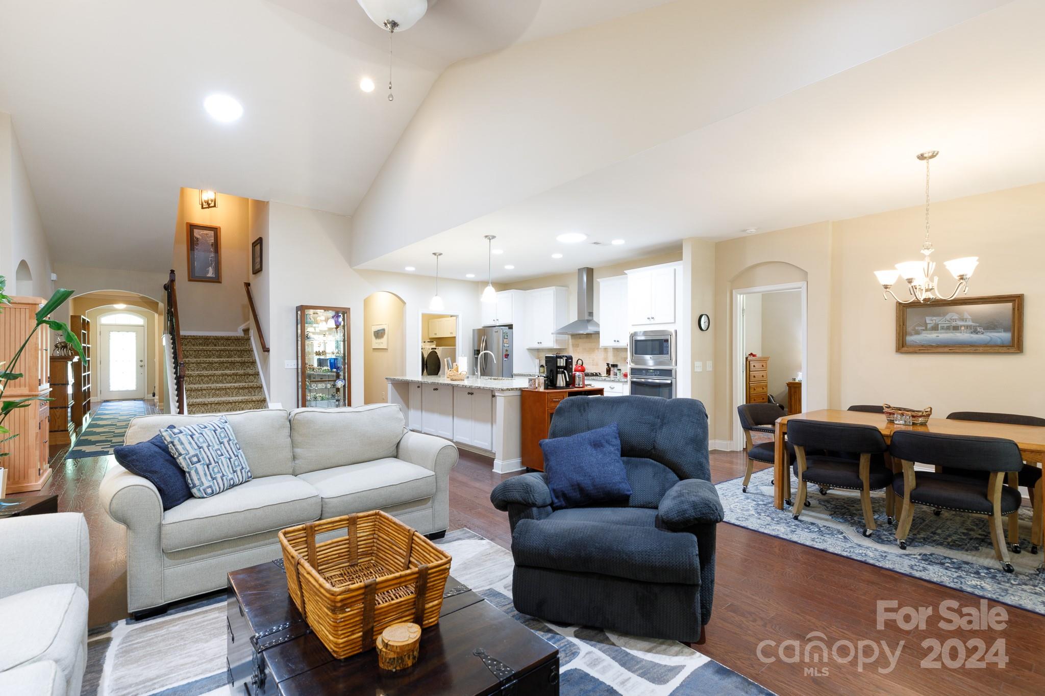 Holland Springs - Residential