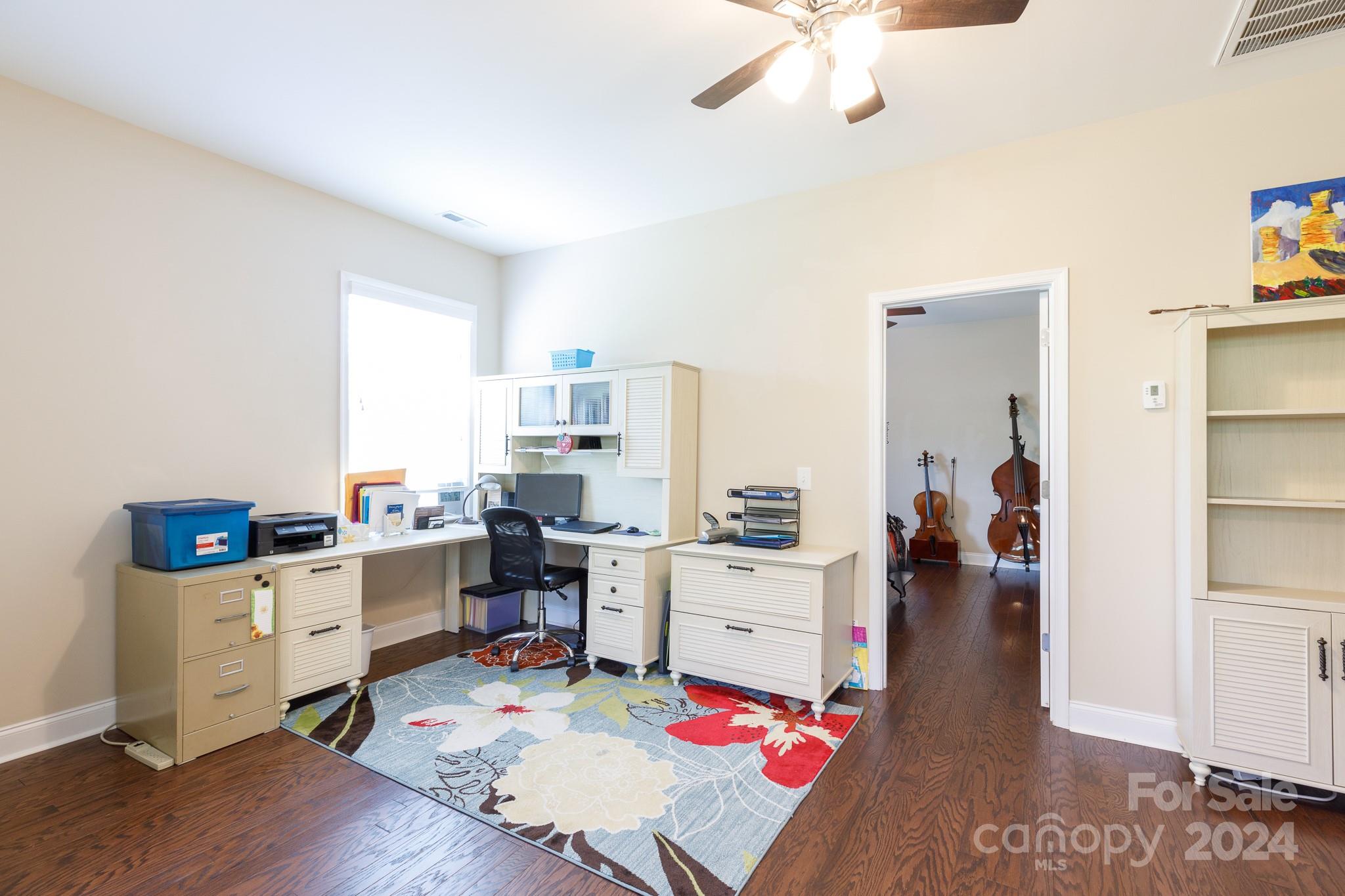 Holland Springs - Residential