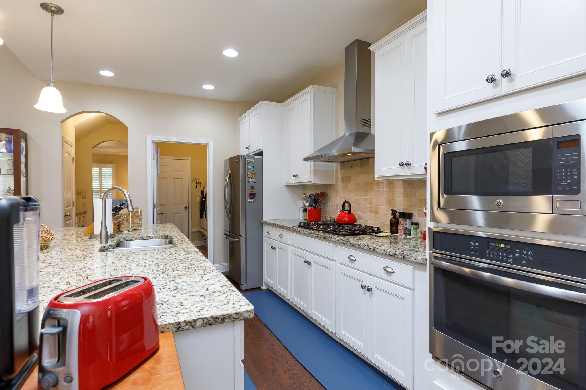 Holland Springs - Residential