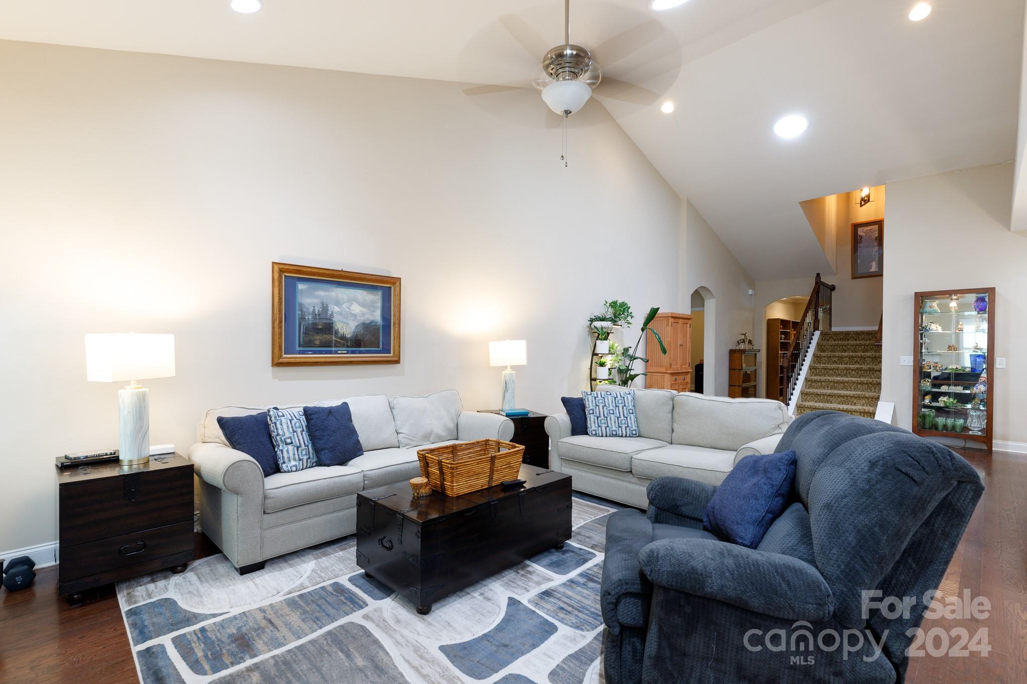 Holland Springs - Residential