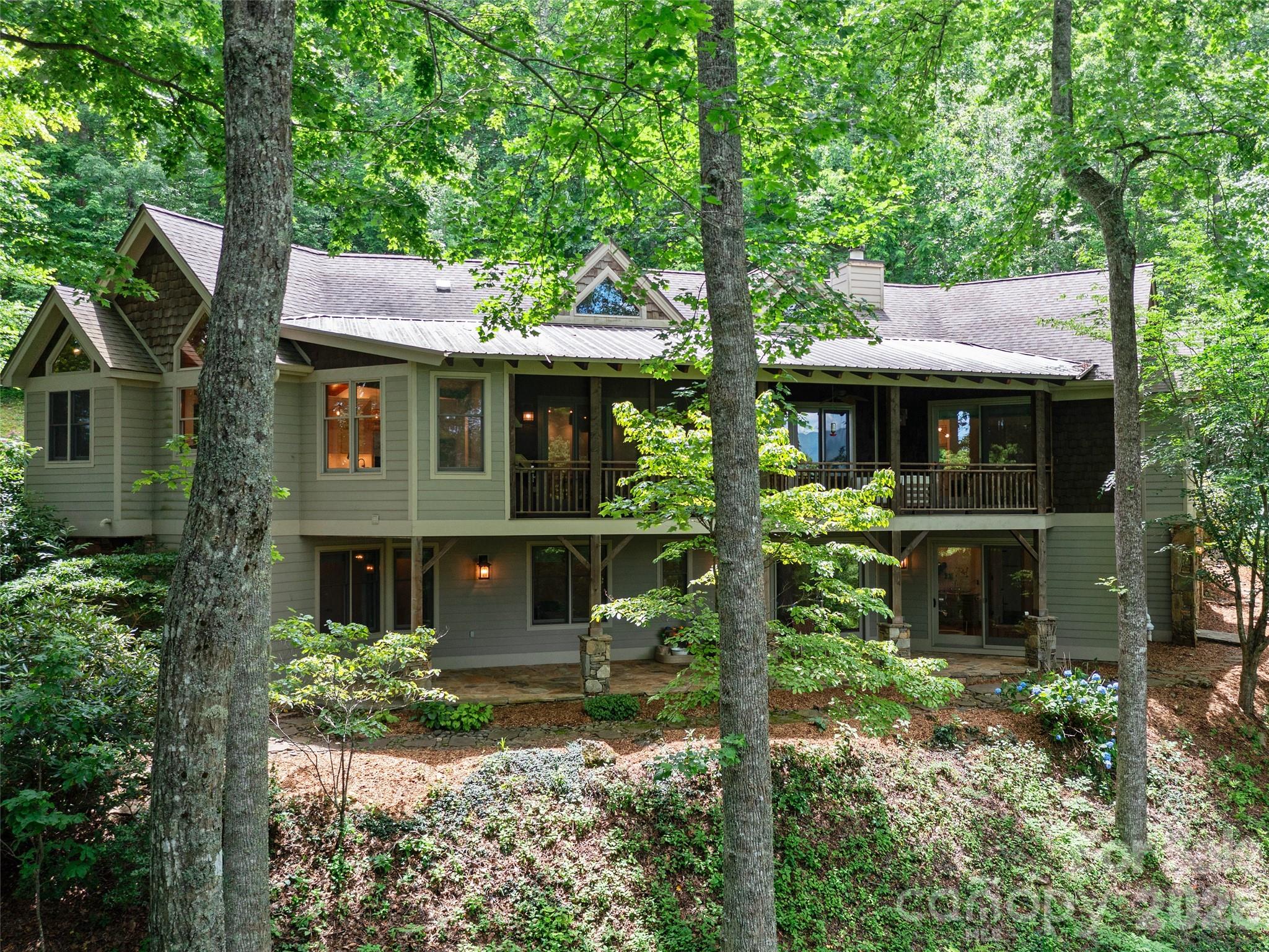71 Chestnut Hill Road