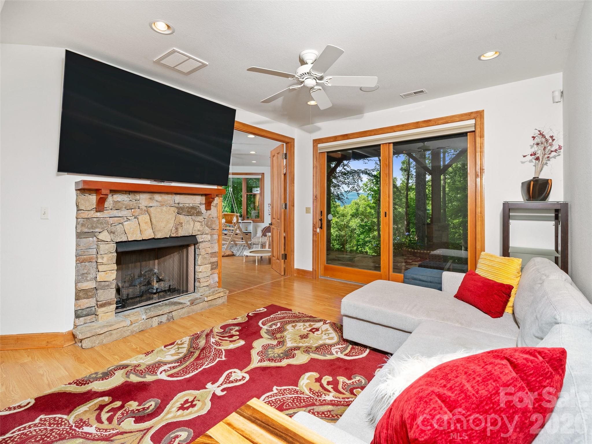 Swiss Pine Lake - Residential