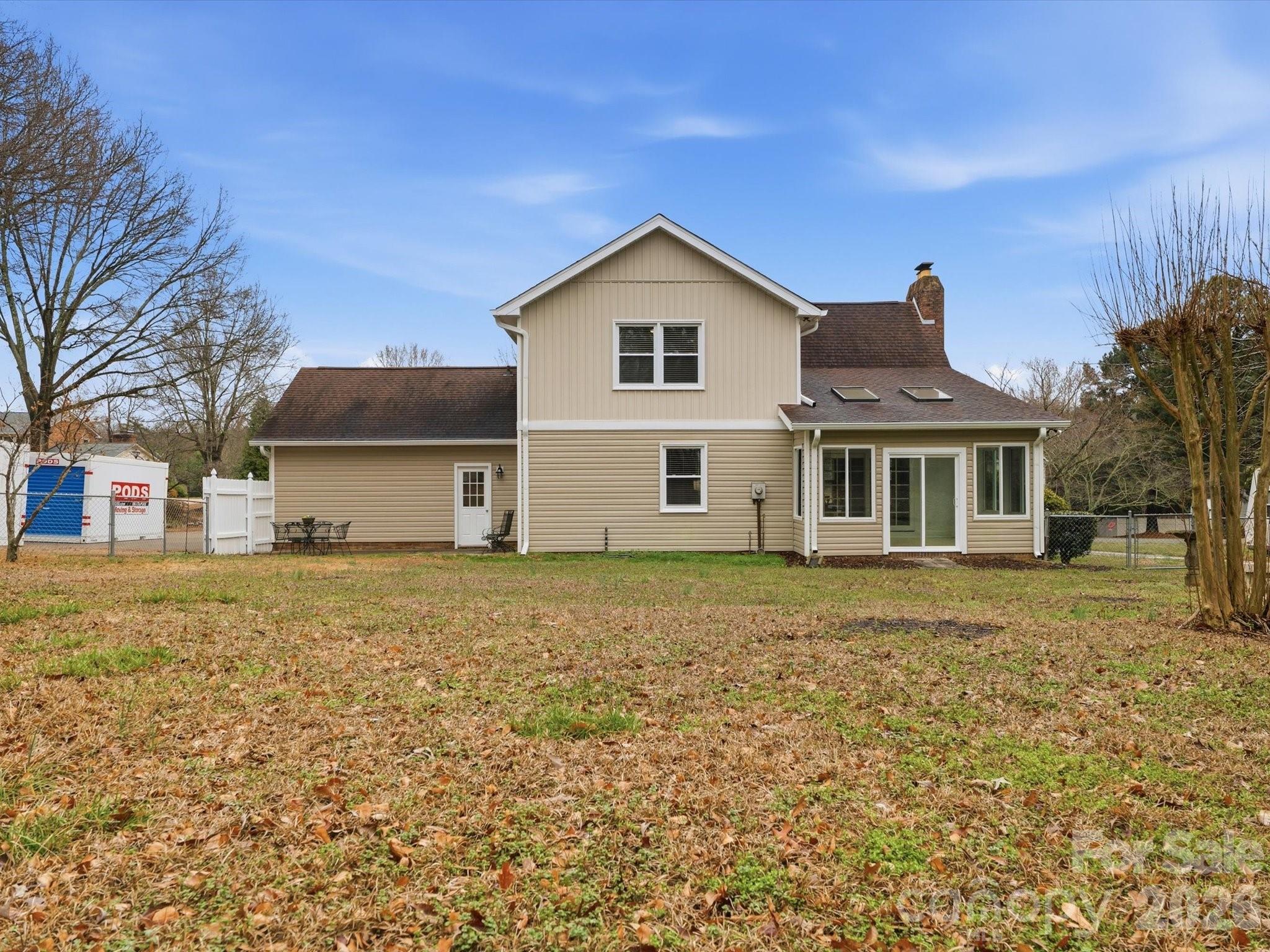 Friendfield - Residential