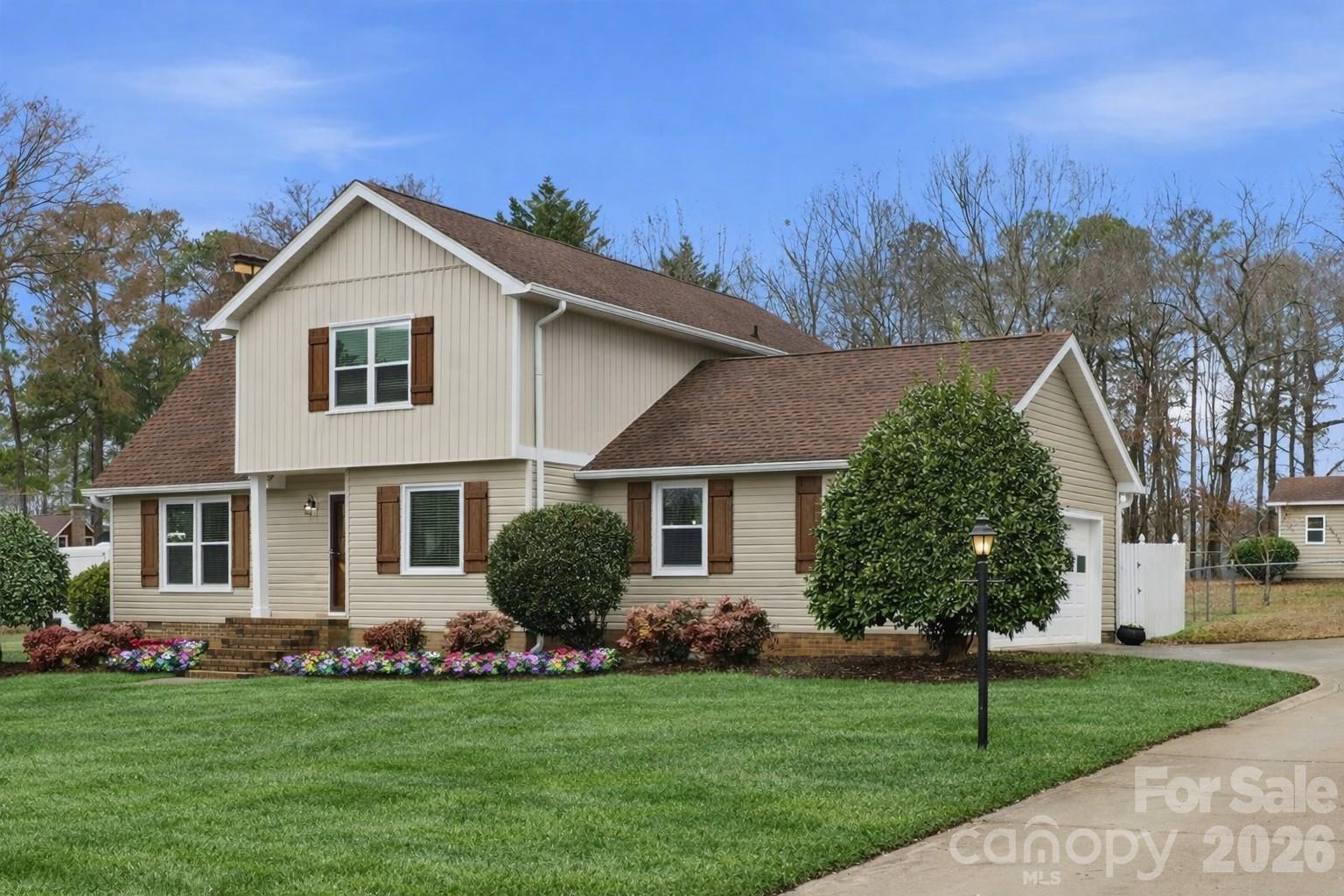 Friendfield - Residential