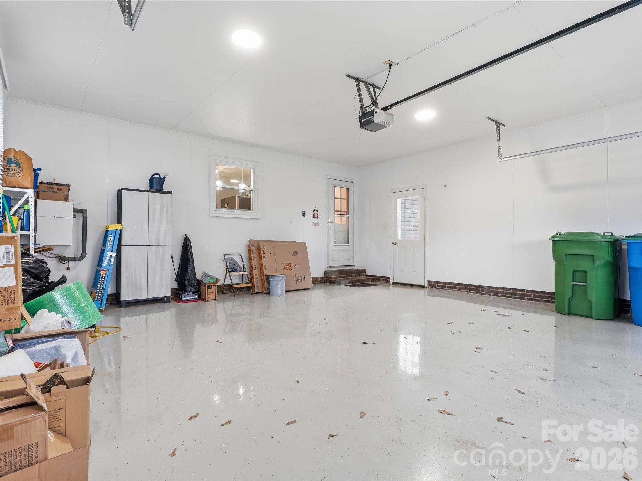 Friendfield - Residential