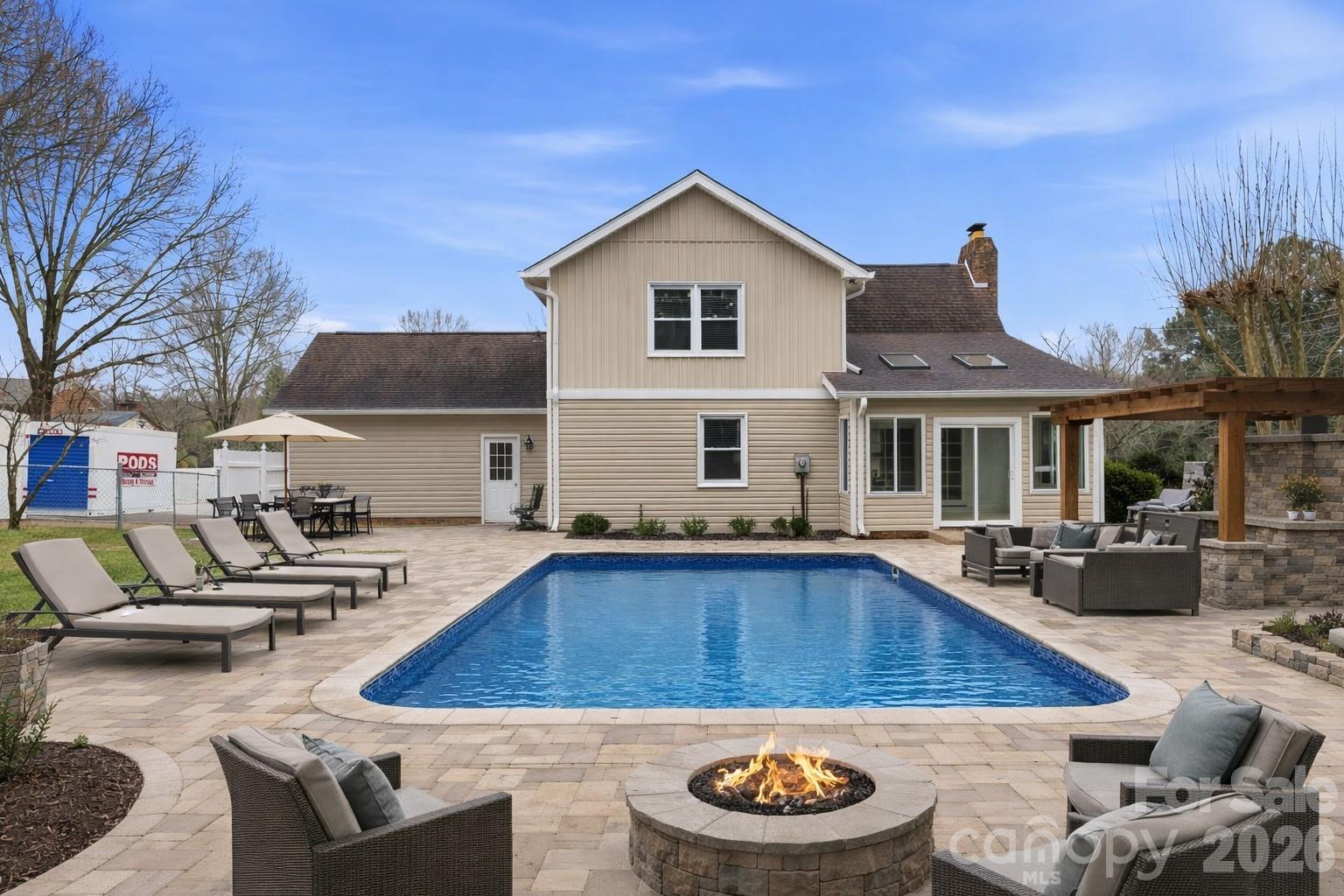 Friendfield - Residential