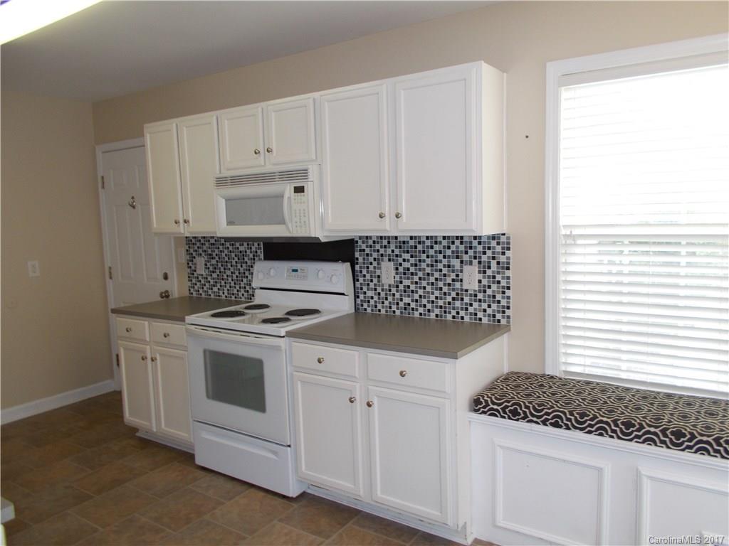 Colonial Village - Residential Lease