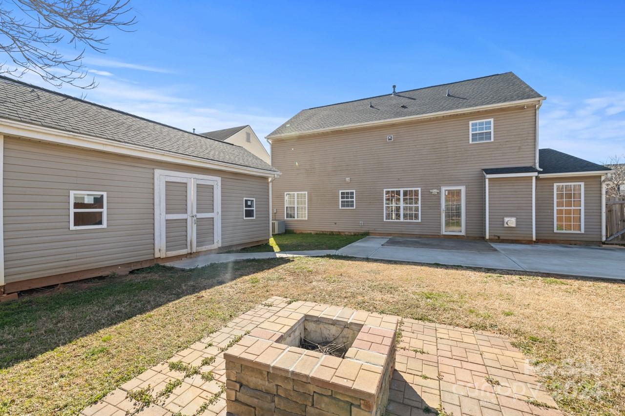 Taras Trace - Residential