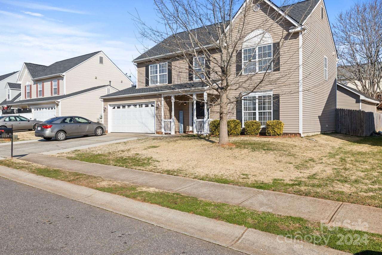 Taras Trace - Residential