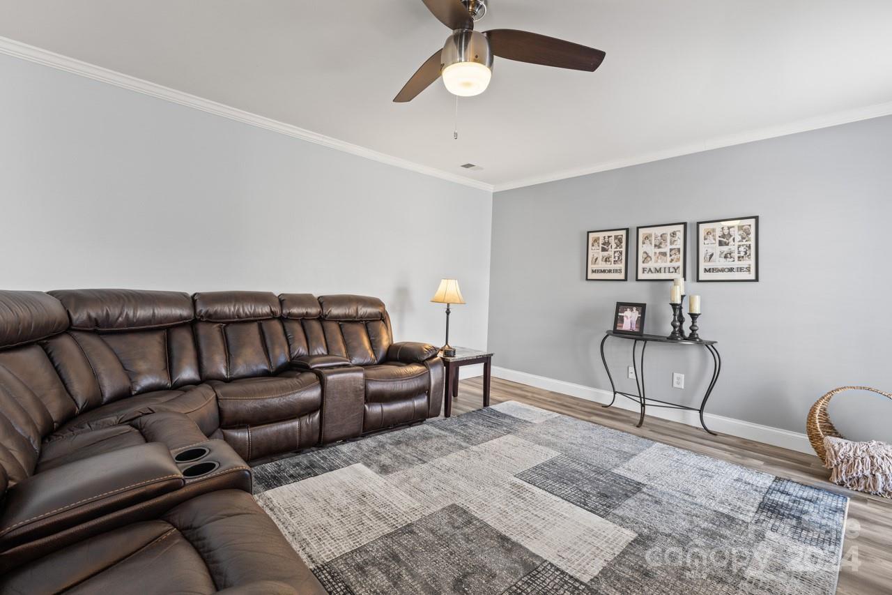 Taras Trace - Residential
