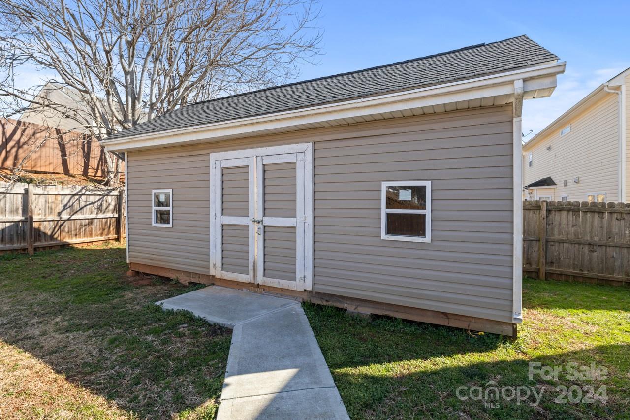 Taras Trace - Residential