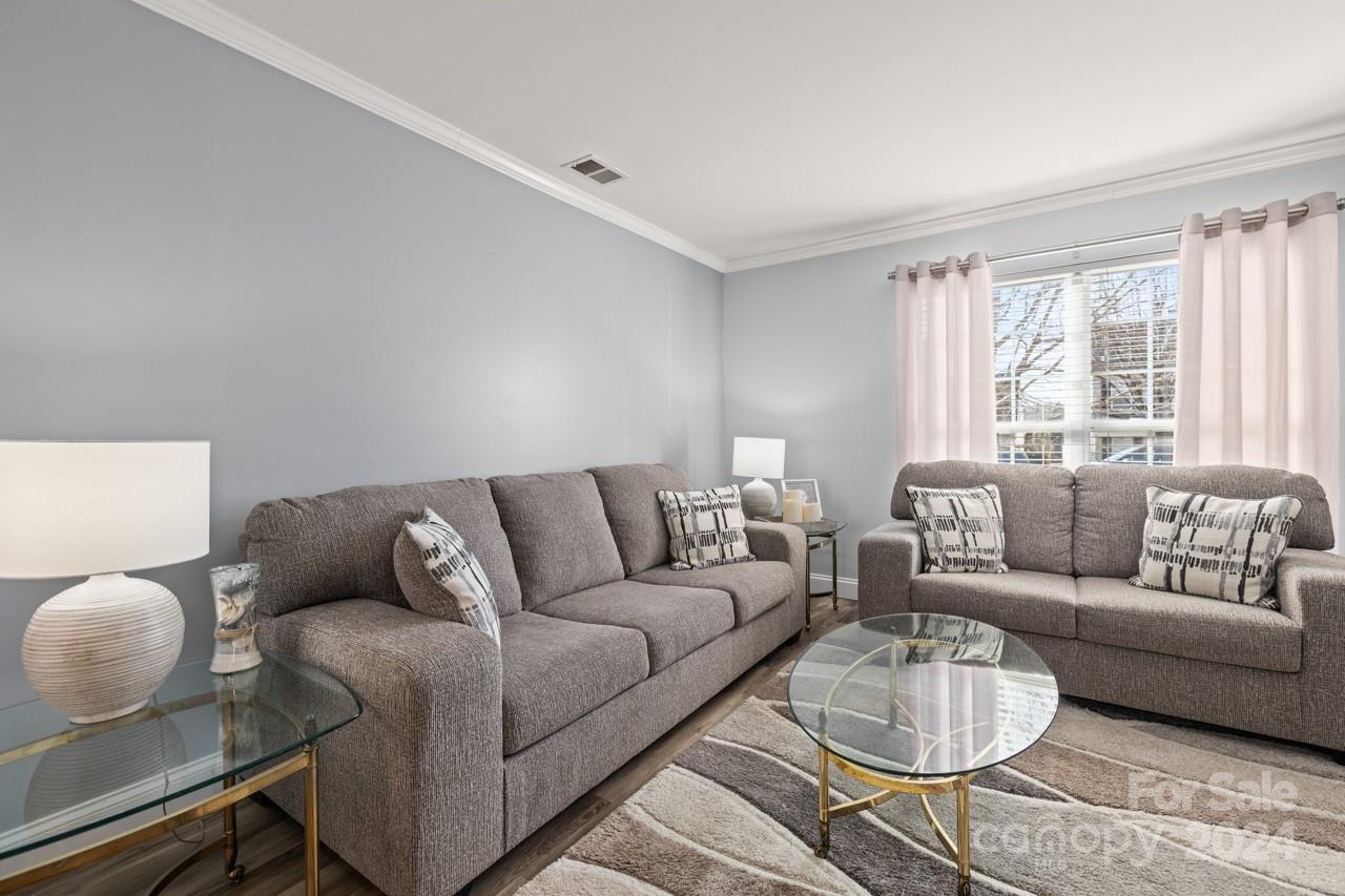 Taras Trace - Residential