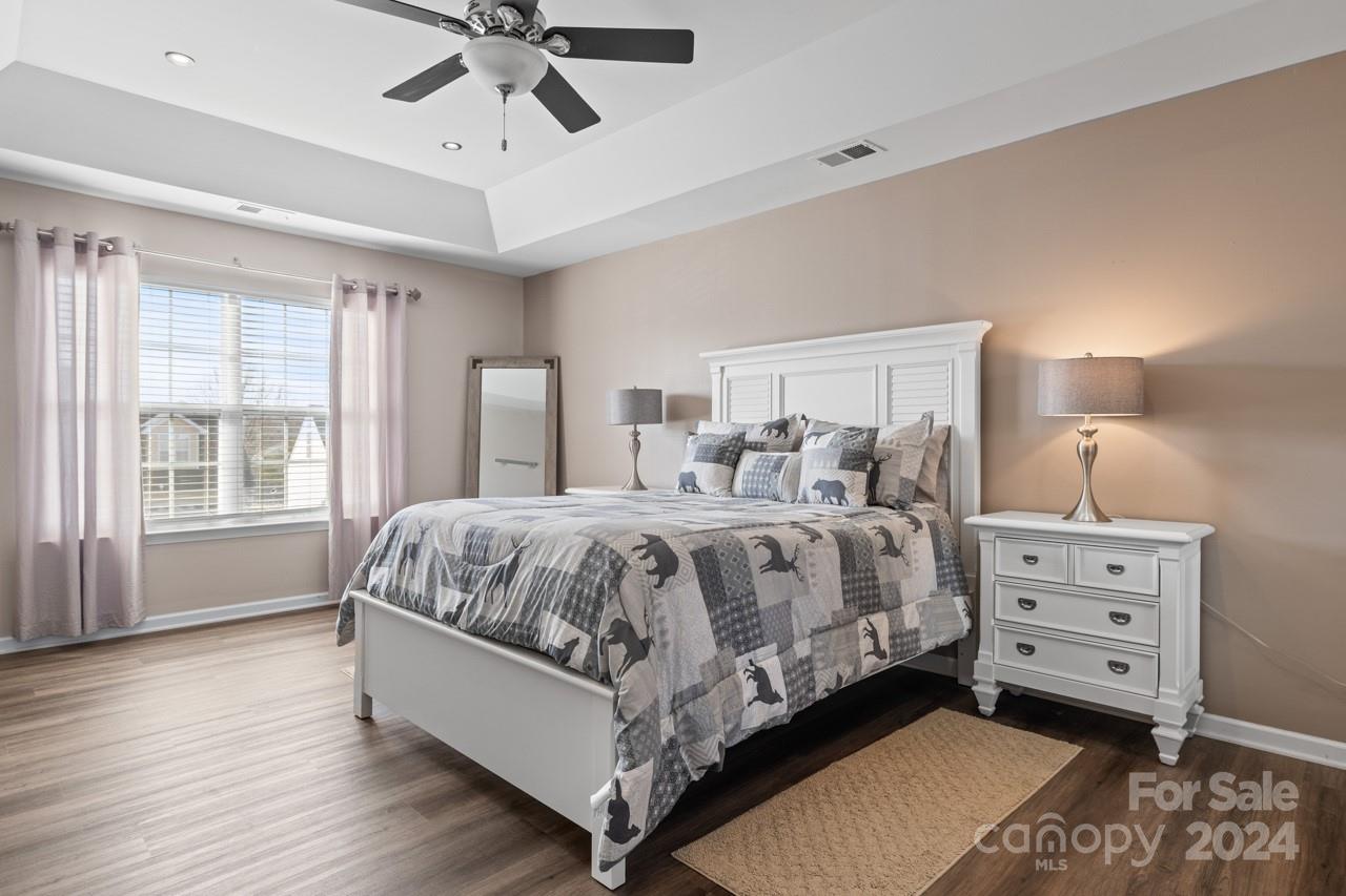 Taras Trace - Residential