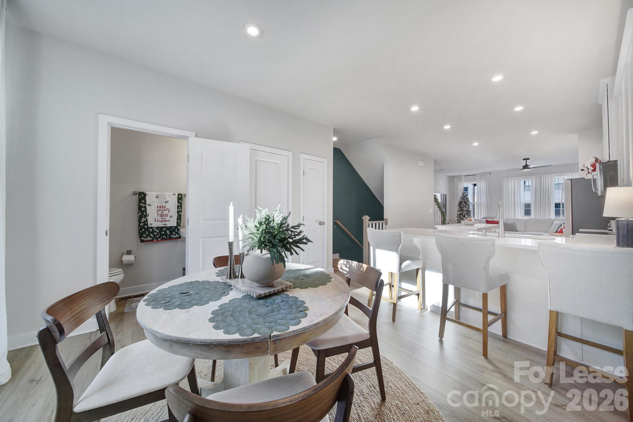 6120 Station Crossing Avenue