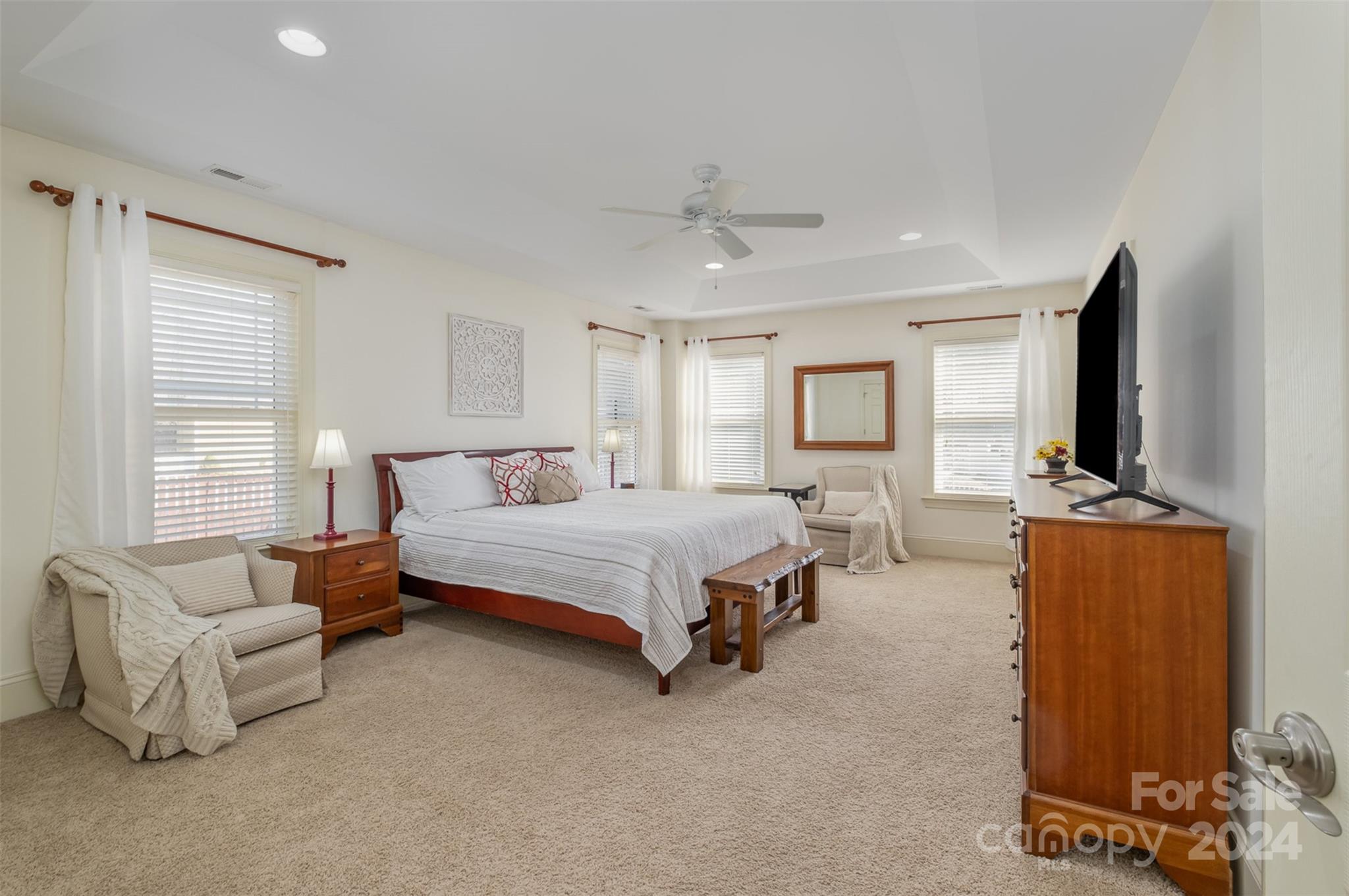 Chestnut Oaks - Residential