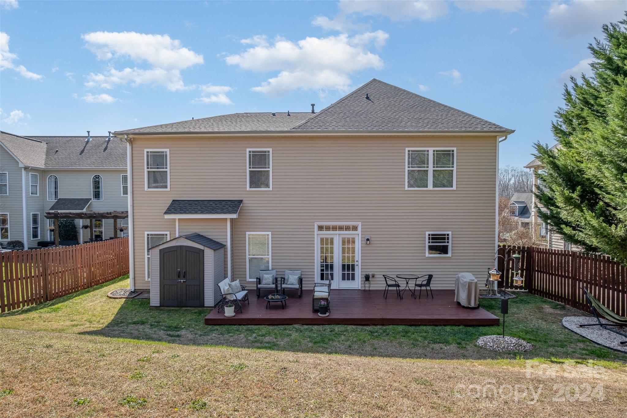 Chestnut Oaks - Residential