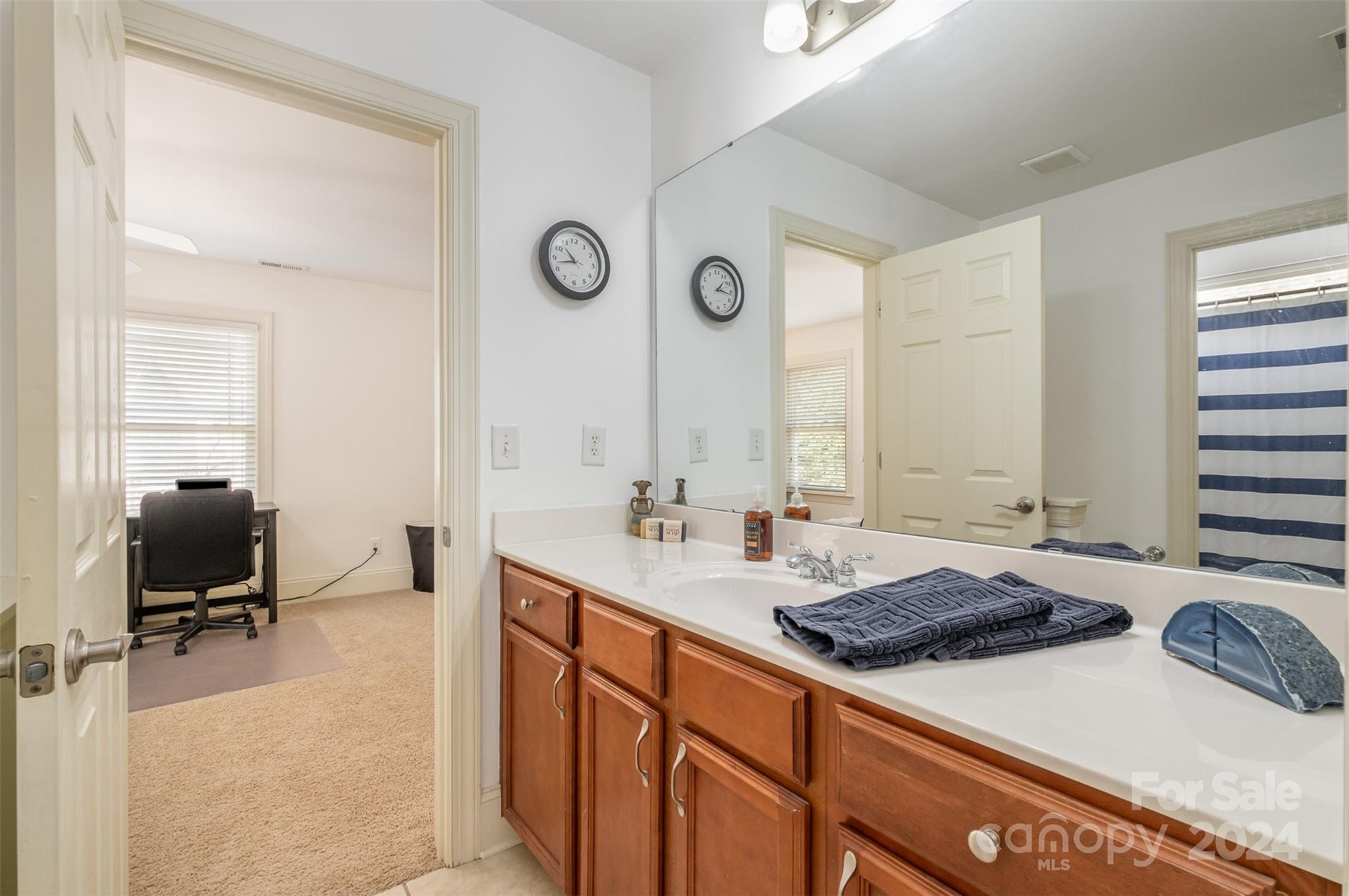 Chestnut Oaks - Residential