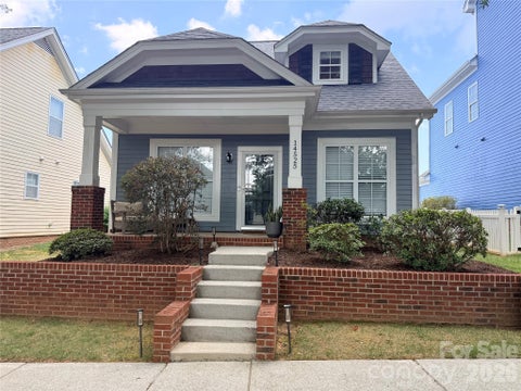 Photo of 14525 Holly Springs Drive, Huntersville, NC 28078 (MLS # 4421540)