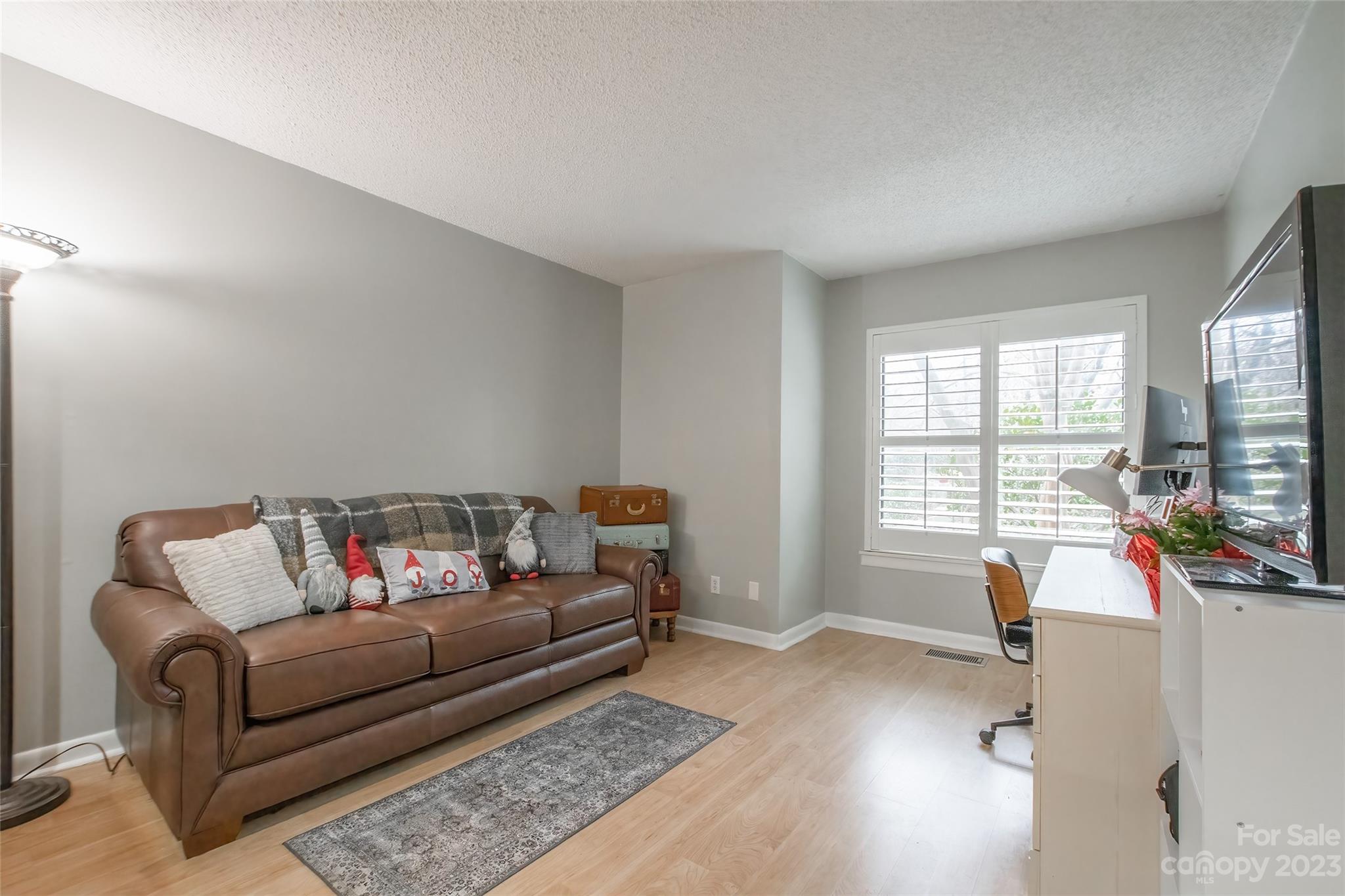 River Hills - Residential