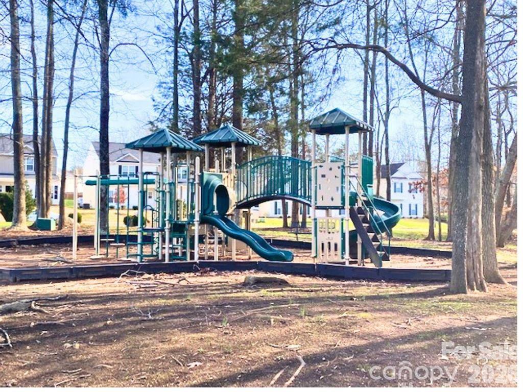 Townes at Kingstree - Residential