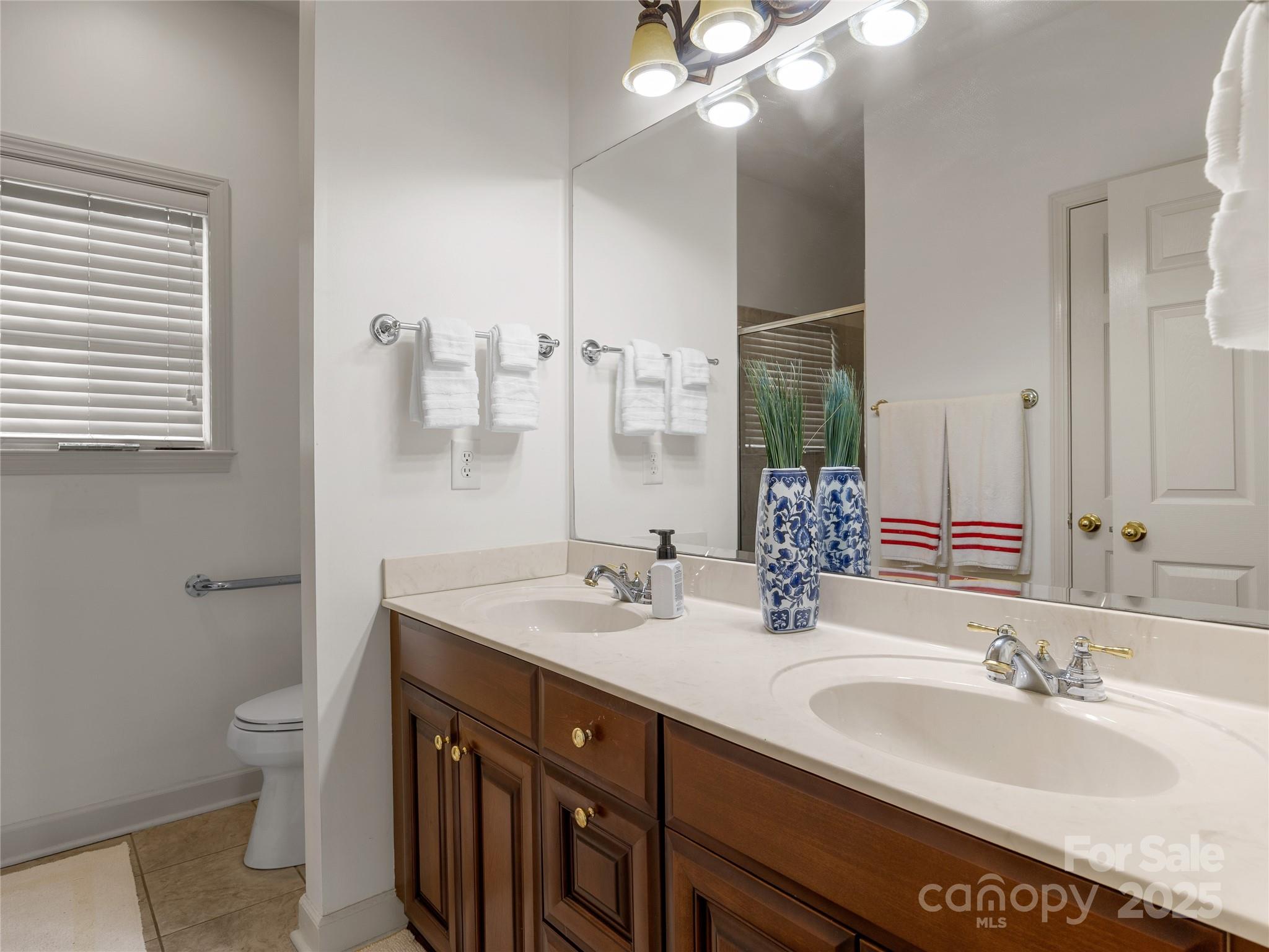 Hampton Woods - Residential