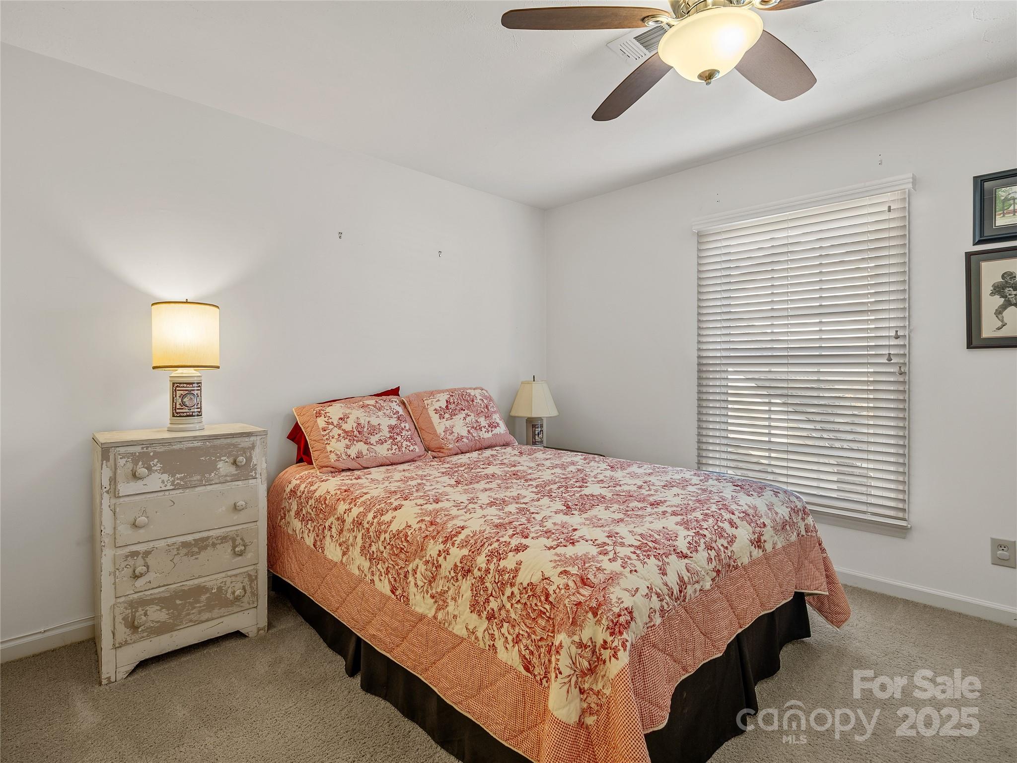 Hampton Woods - Residential