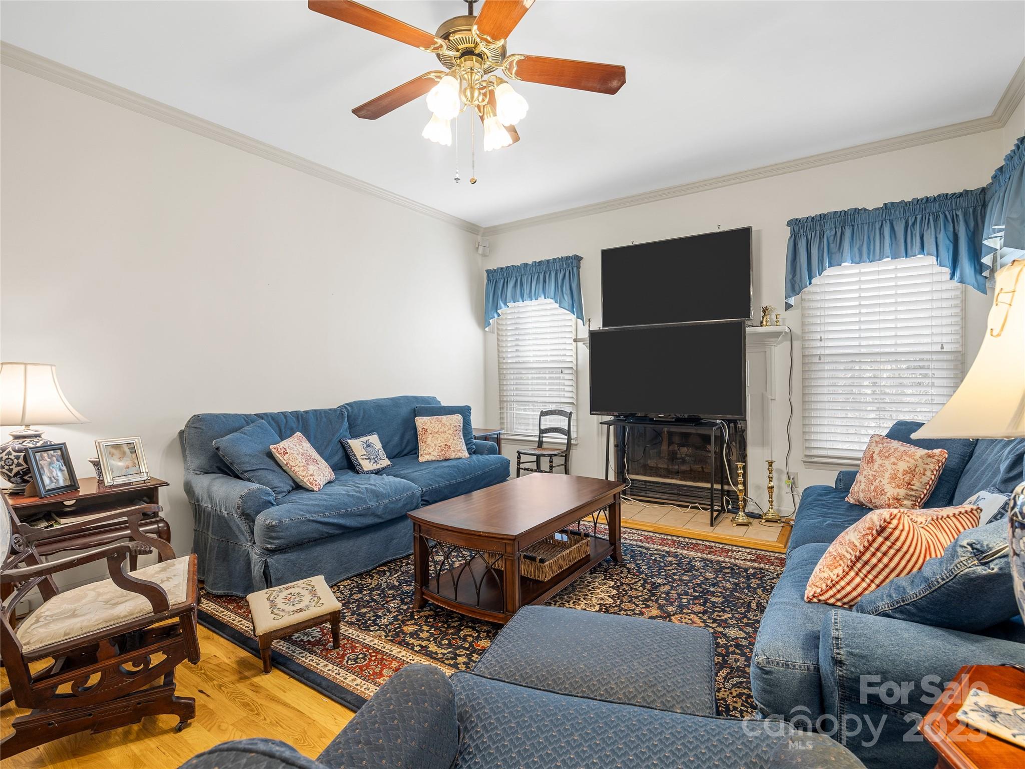 Hampton Woods - Residential