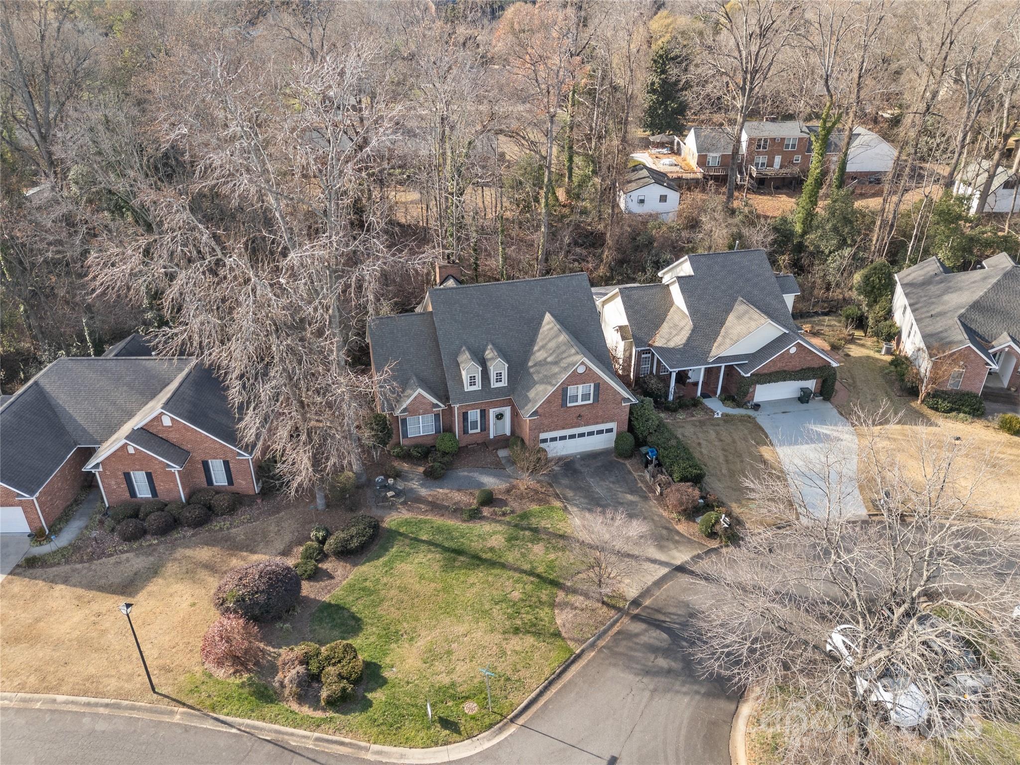 Hampton Woods - Residential