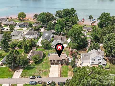 Photo of 21416 Verano Place, Cornelius, NC 28031 (MLS # 4378755)