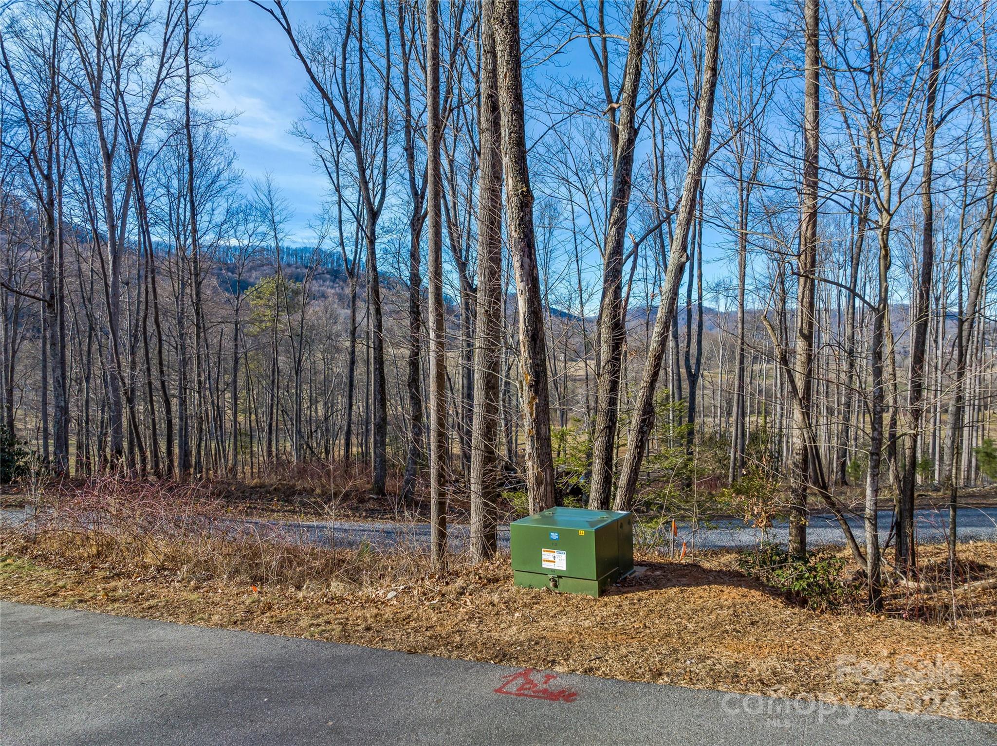 Powder Springs - Land