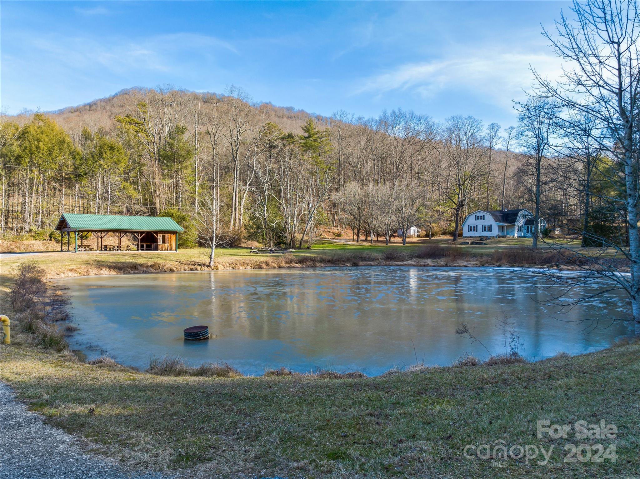 Powder Springs - Land