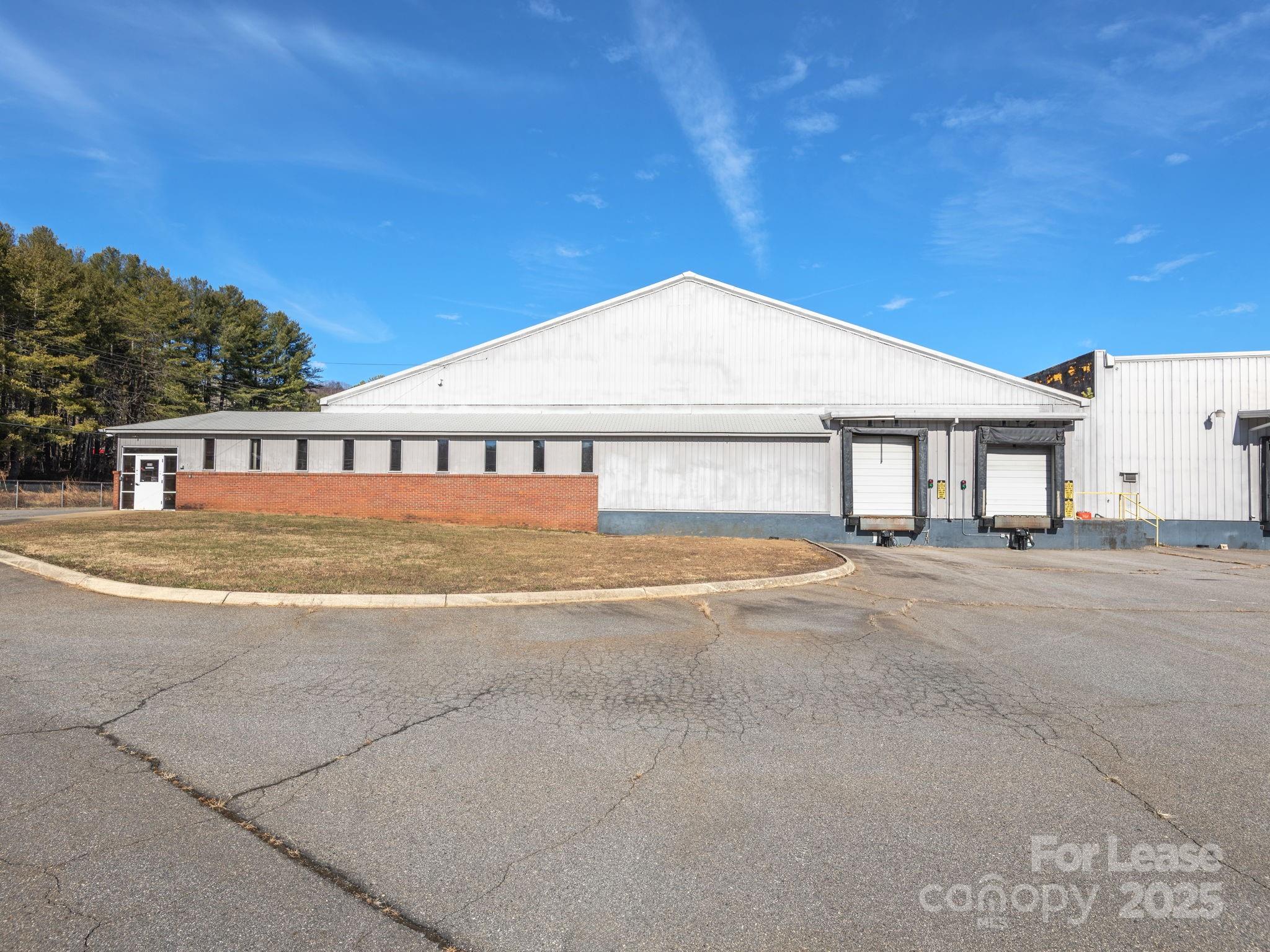 111 Old Bee Tree Road 1