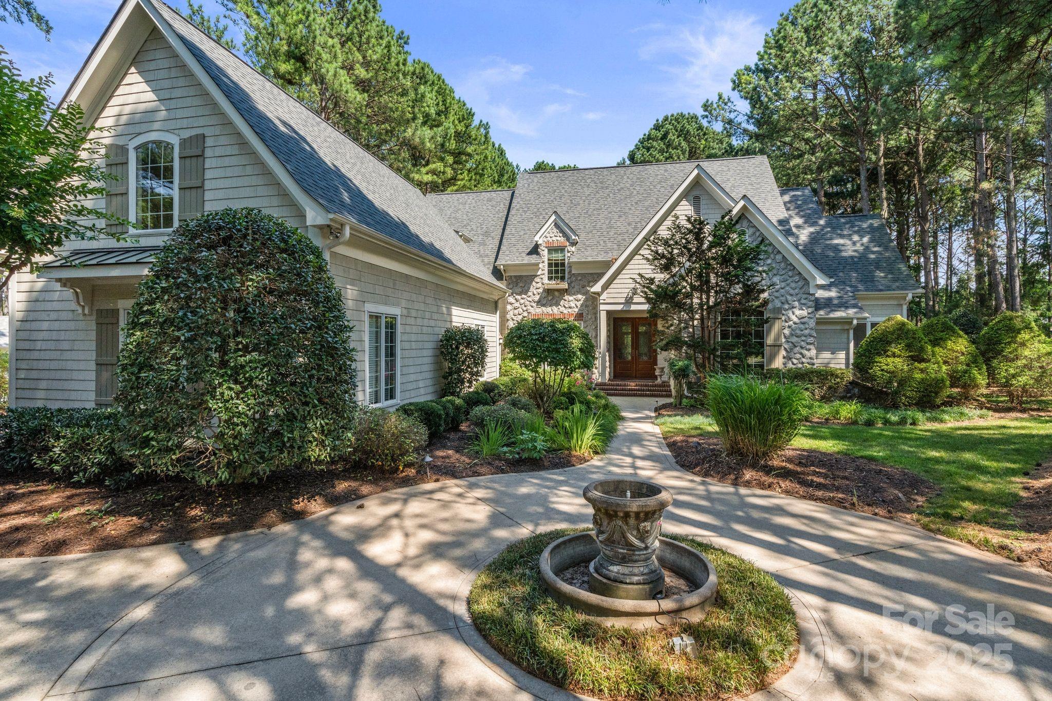105 Gammon Point Court
