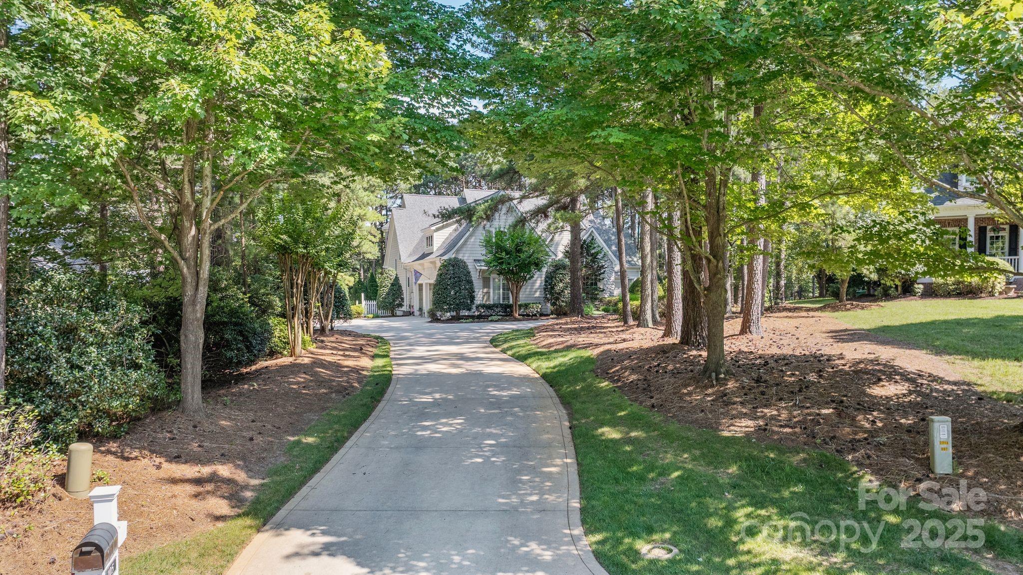 105 Gammon Point Court