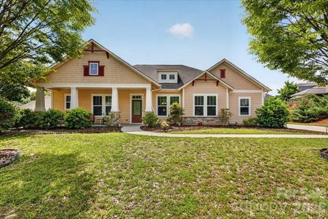 Photo of 10585 Sweethaven Lane, Harrisburg, NC 28075 (MLS # 4356507)