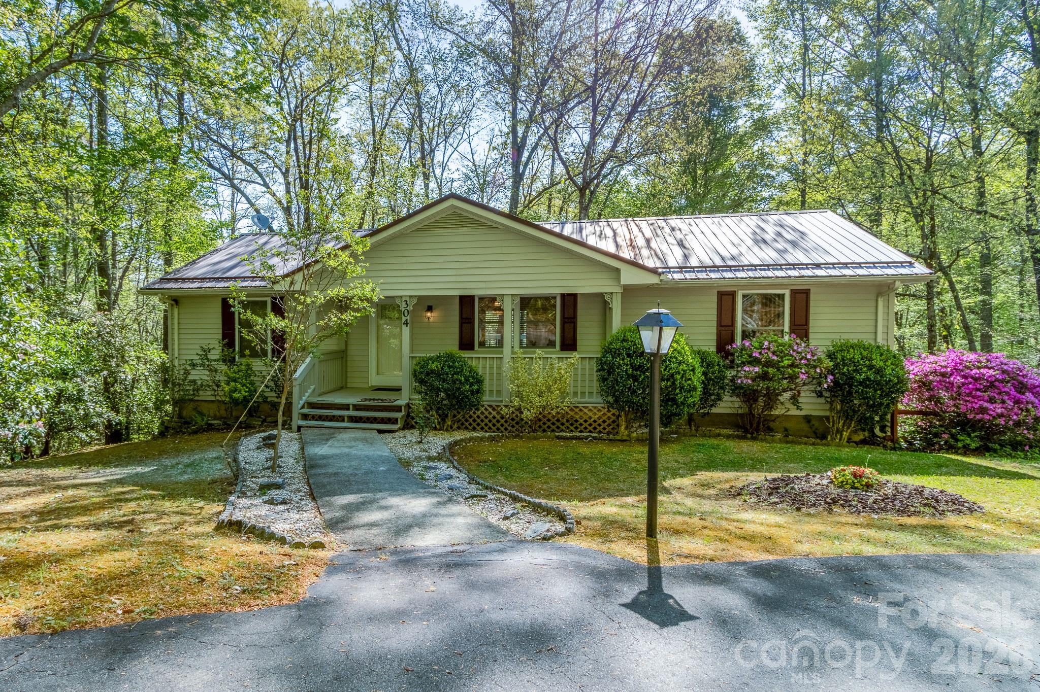 Emerald Hills - Residential