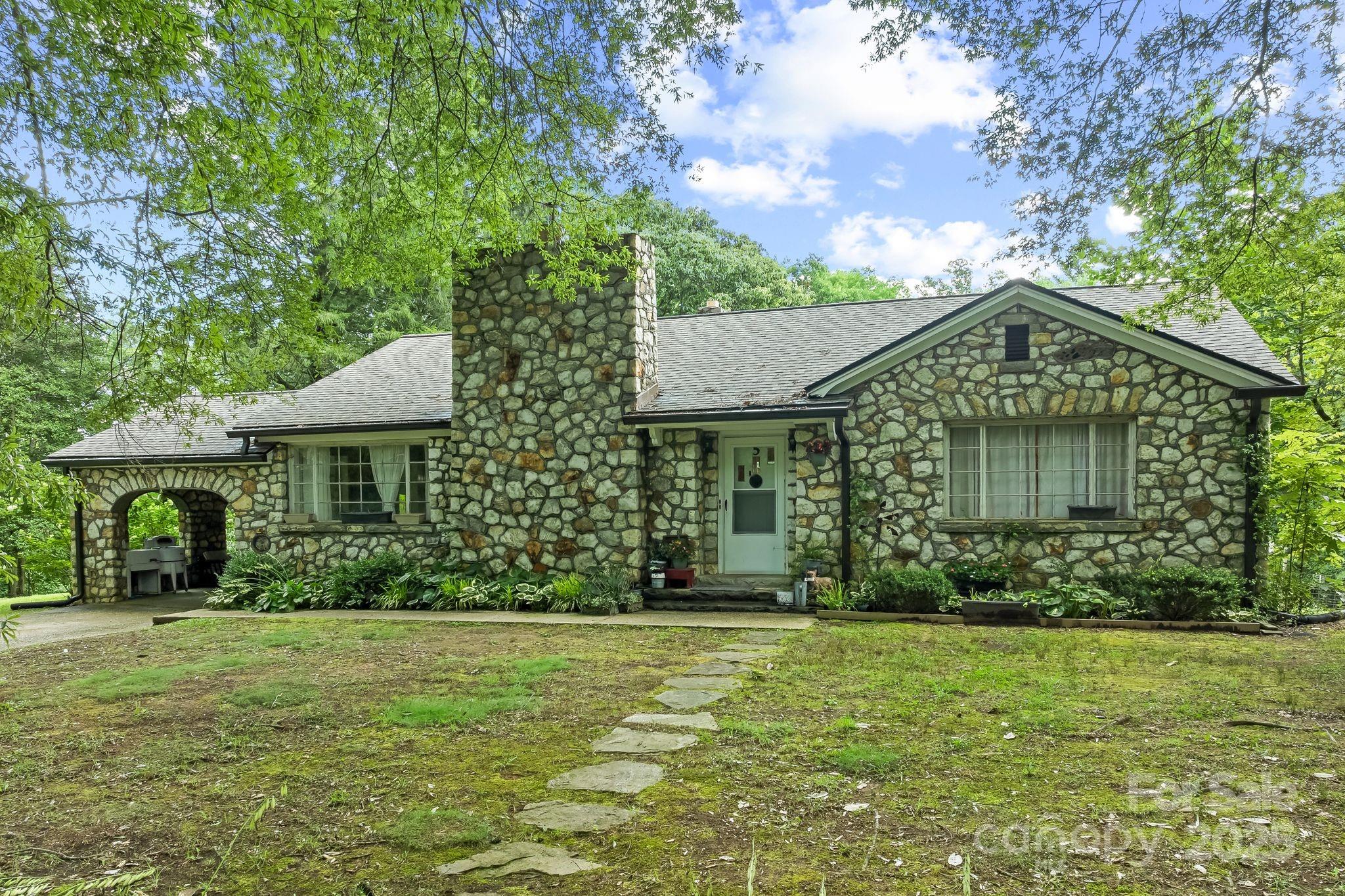 41 Hilton Drive