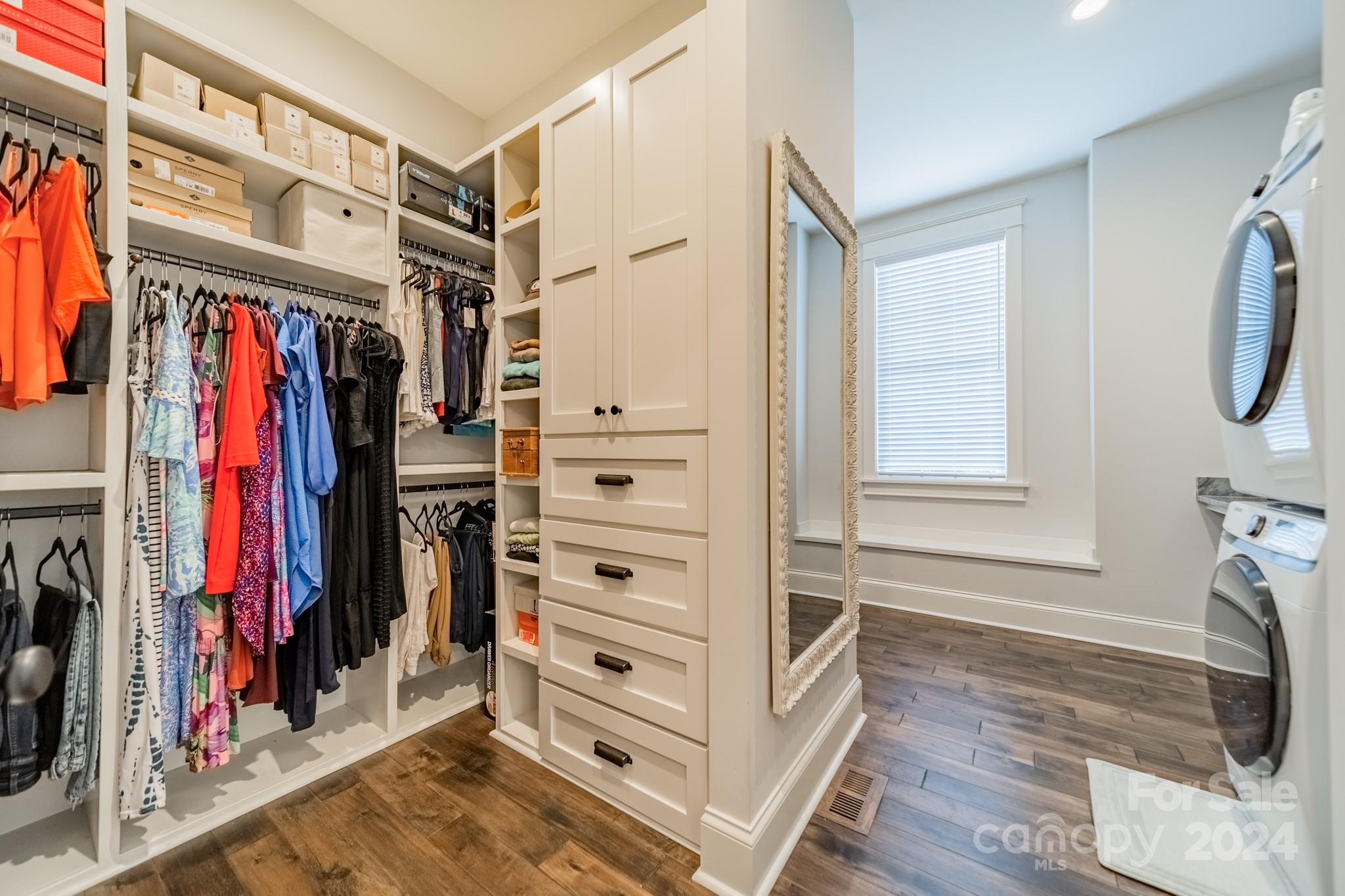 Woodland Bay - Residential