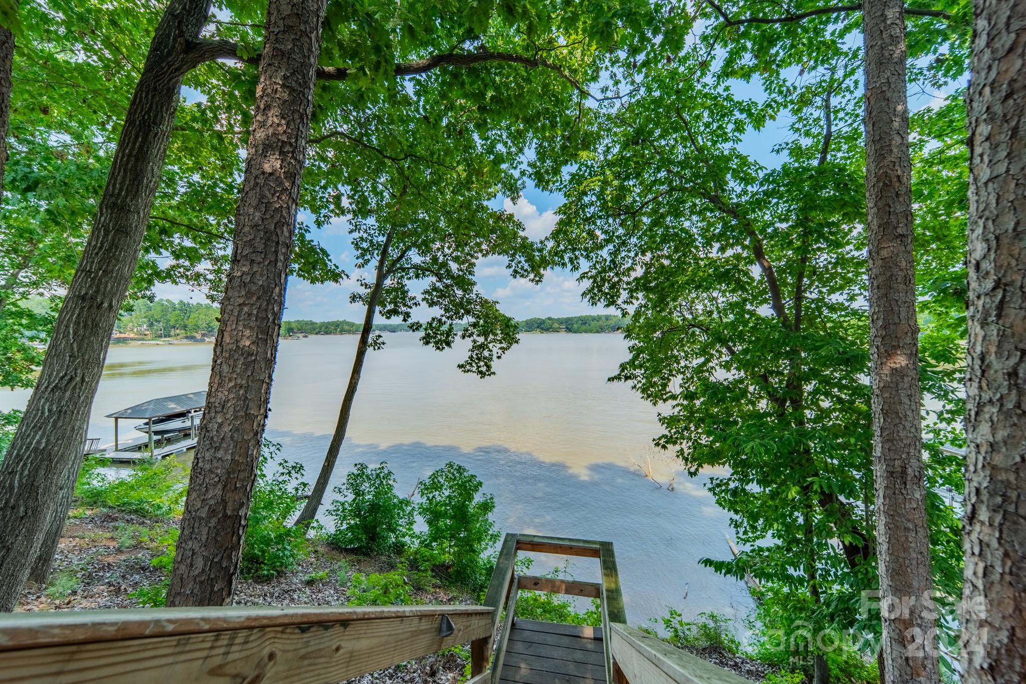 Woodland Bay - Residential